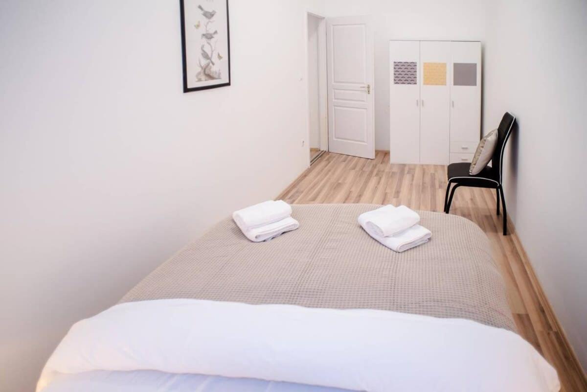 Very Central Spacious Ac Apartment 부다페스트 외부 사진