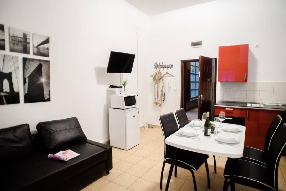 Very Central Spacious Ac Apartment 부다페스트 외부 사진